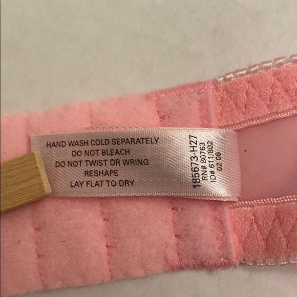 NEW 2006 vintage Victoria’s Secret floral embroidery mesh bra & v-string - Picture 7 of 9